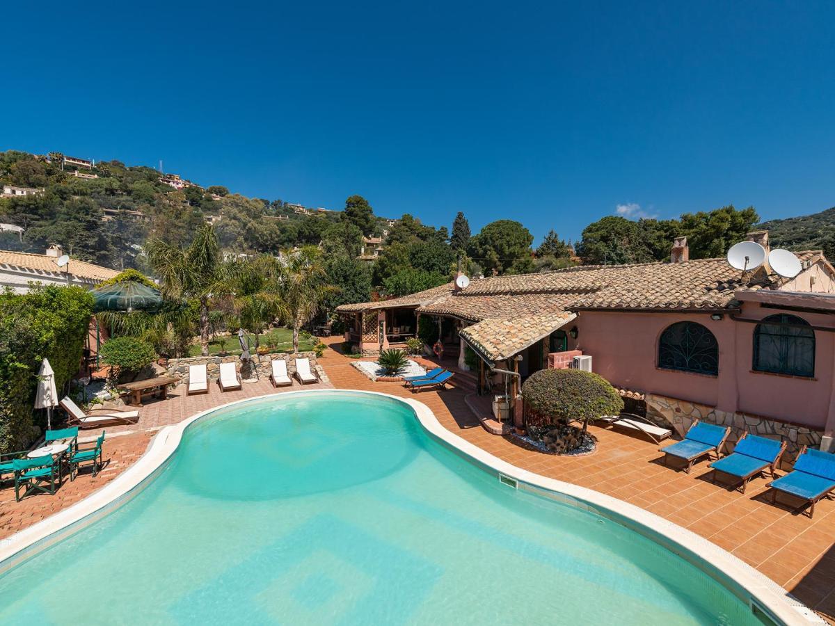 Guest House Villa Verde - Short Term Room Rentals Torre delle Stelle Exterior foto